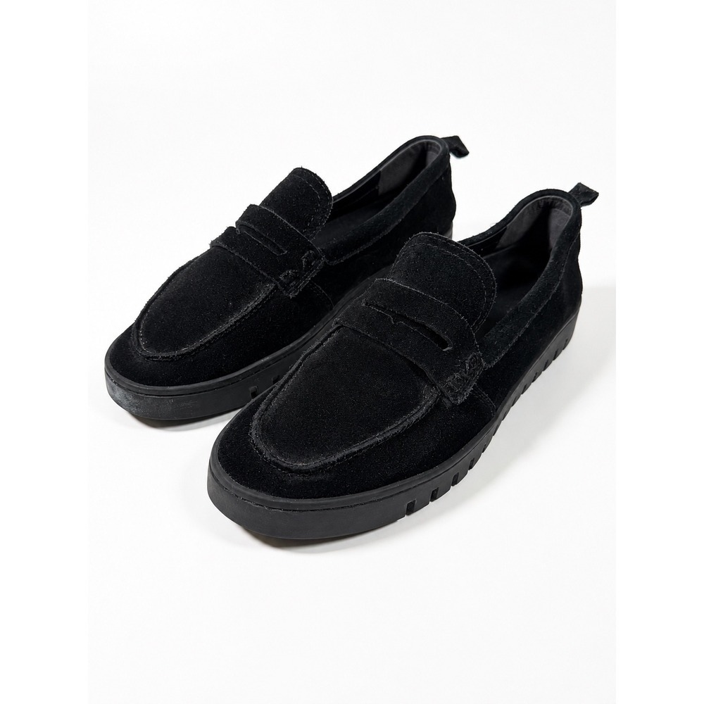 Vionic Uptown Black Suede Penny Loafers Lug Sole‎ Dark Academia Minimalist 9.5